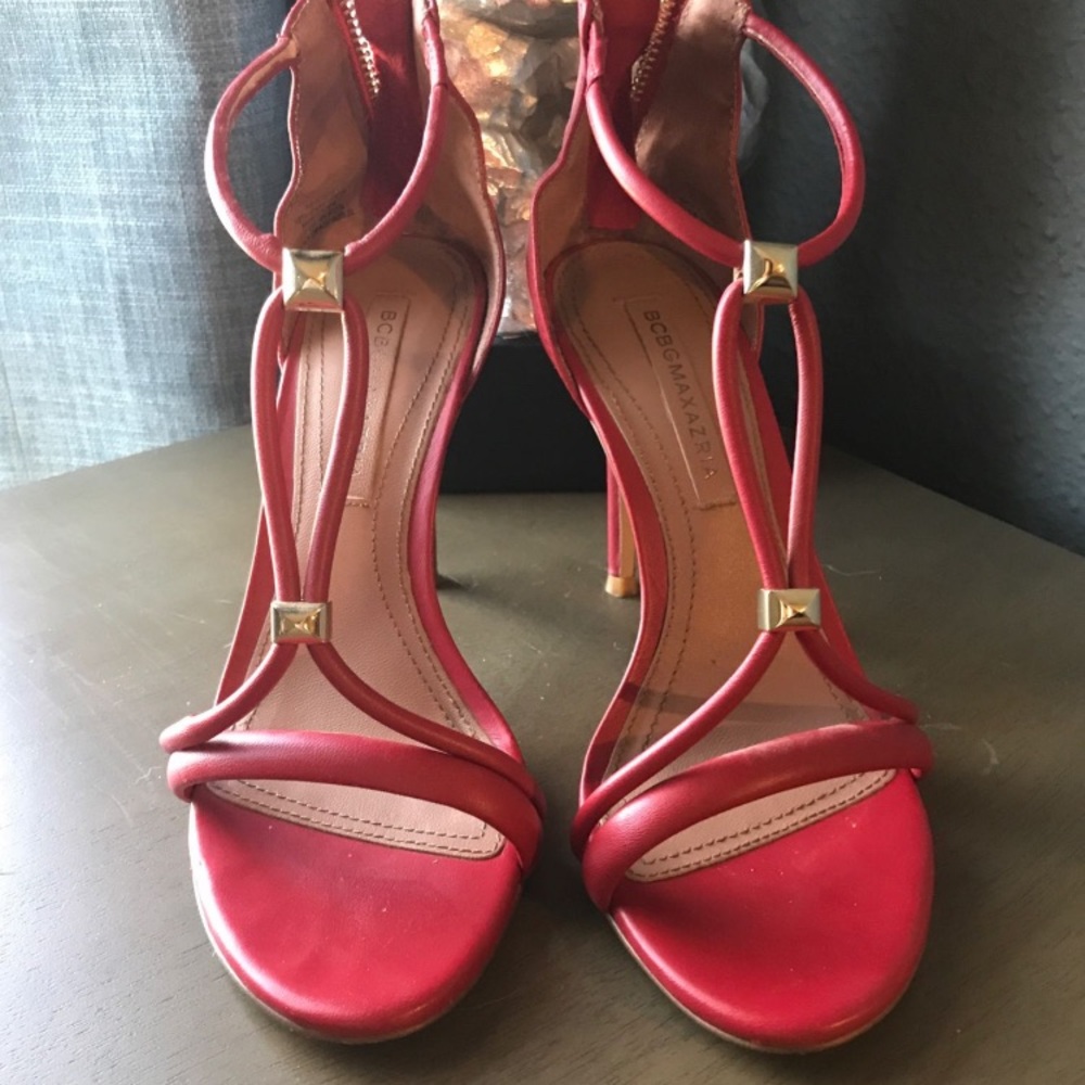 BCBG red and gold strappy heals